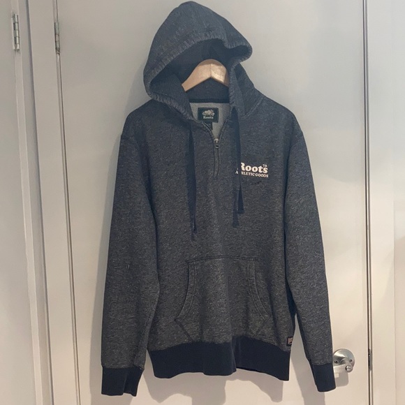 Roots Other - ROOTS Charcoal Gray Hoodie Size XL